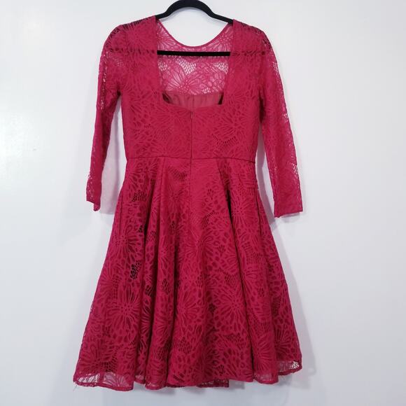 ML Monique Lhuillier Red Lace Fit & Flare Dress - Picture 4 of 15